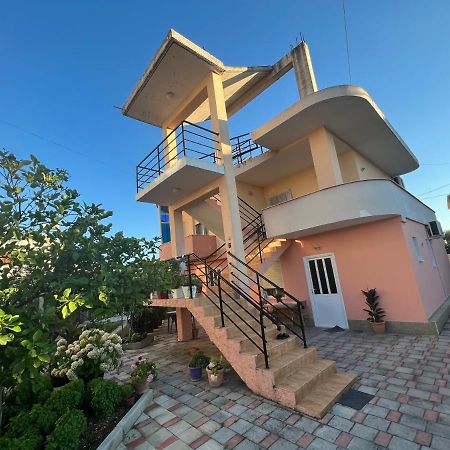 Guest House Vlorë エクステリア 写真