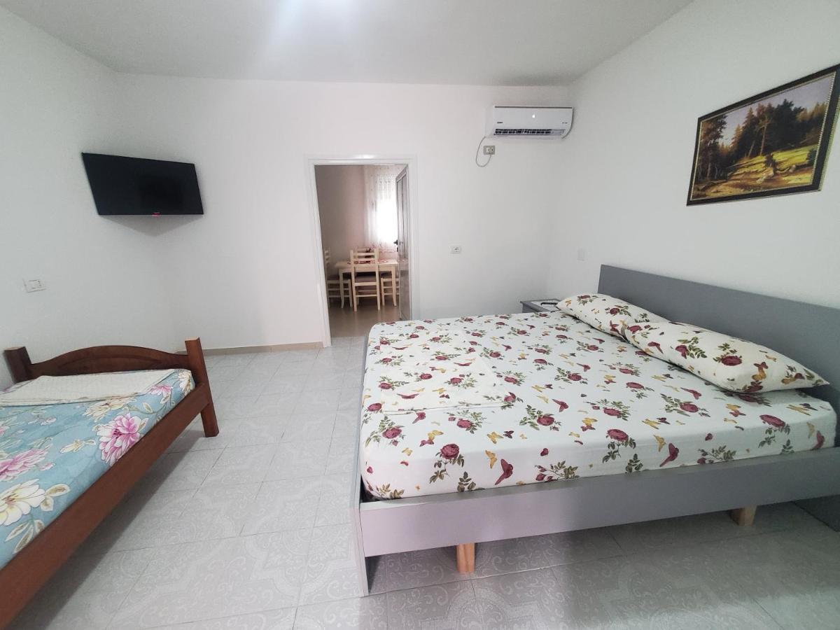 Guest House Vlorë エクステリア 写真