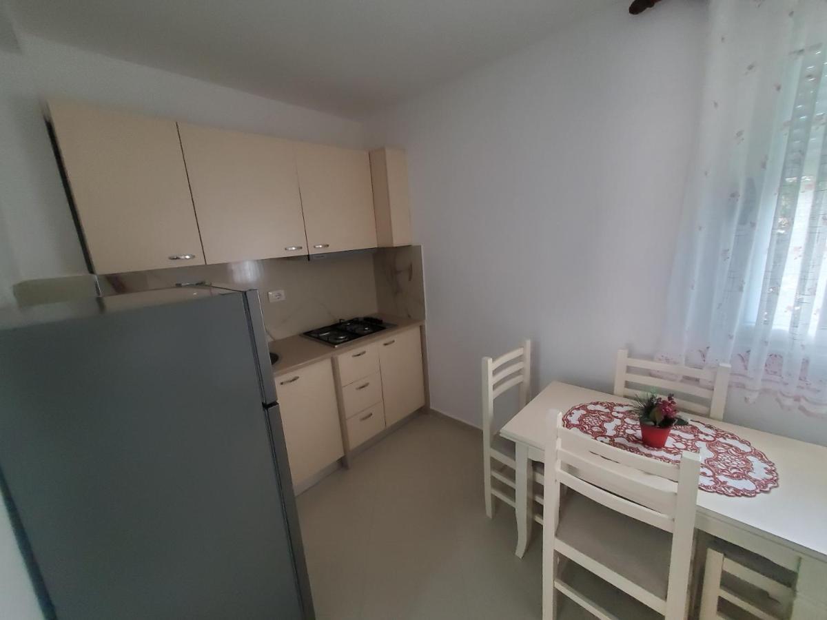 Guest House Vlorë エクステリア 写真