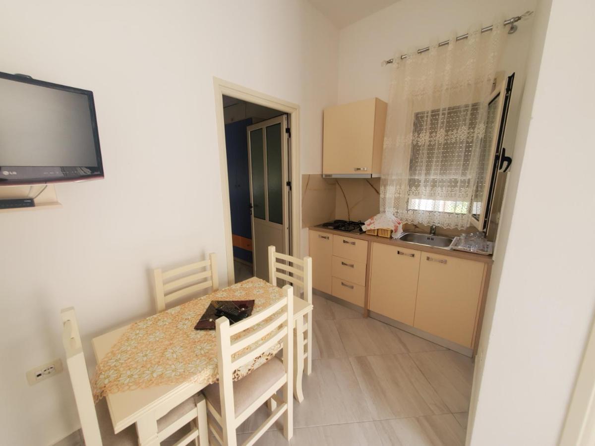 Guest House Vlorë エクステリア 写真