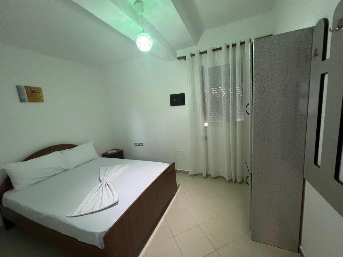 Guest House Vlorë エクステリア 写真