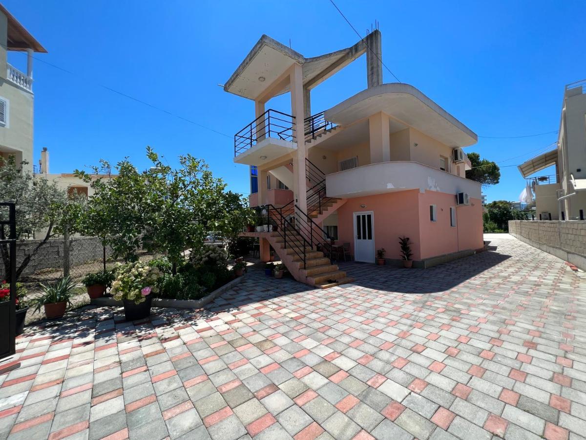 Guest House Vlorë エクステリア 写真