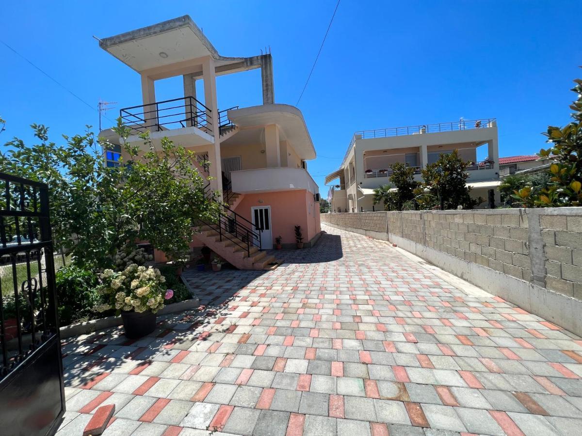 Guest House Vlorë エクステリア 写真