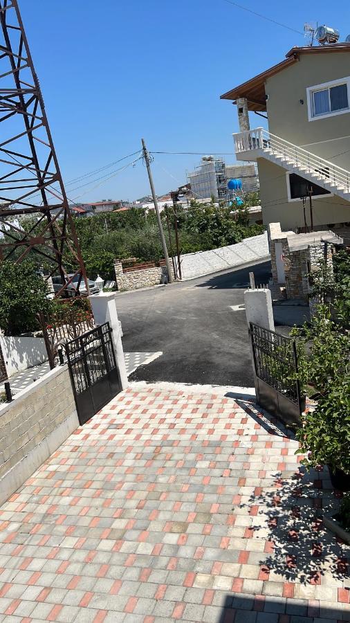 Guest House Vlorë エクステリア 写真