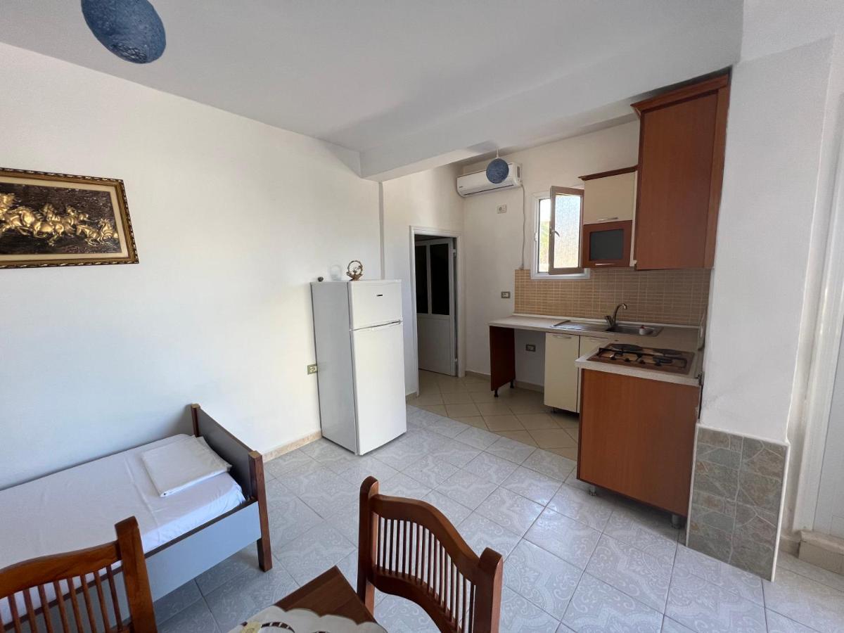 Guest House Vlorë エクステリア 写真