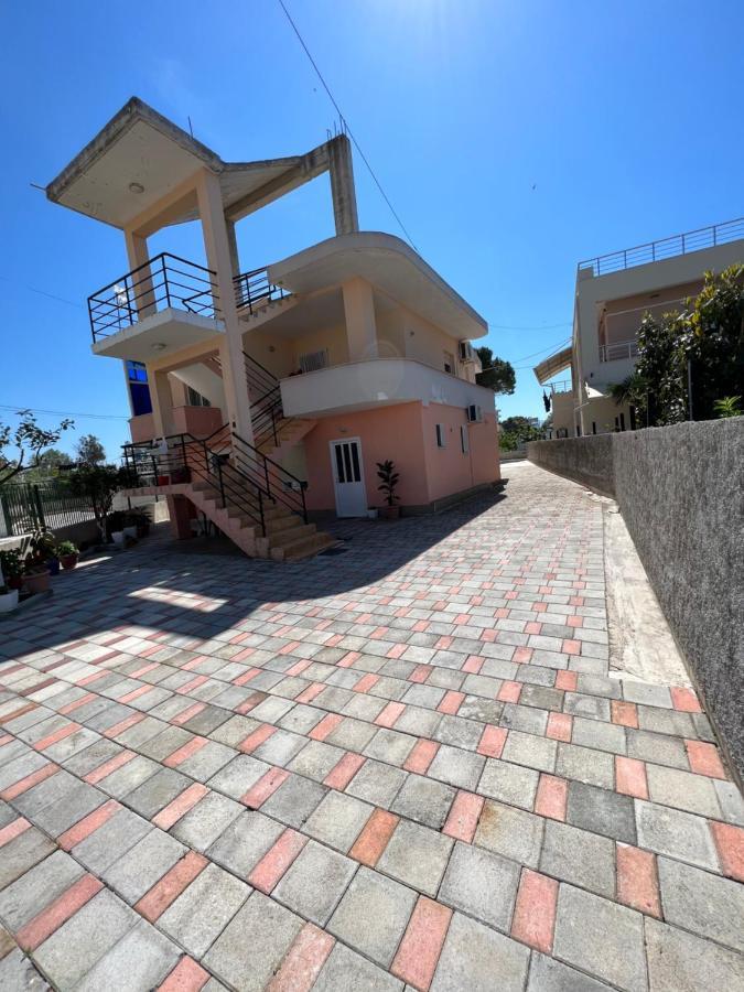 Guest House Vlorë エクステリア 写真