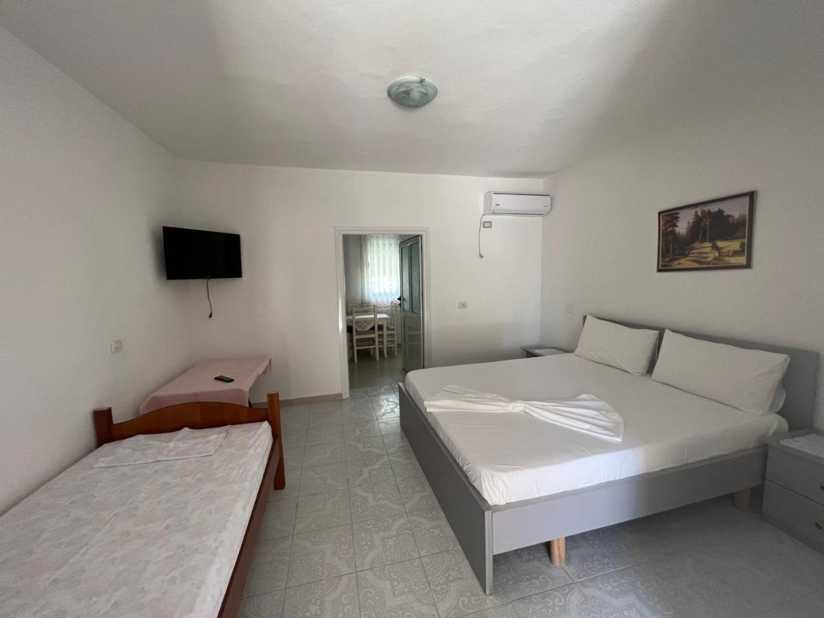 Guest House Vlorë エクステリア 写真